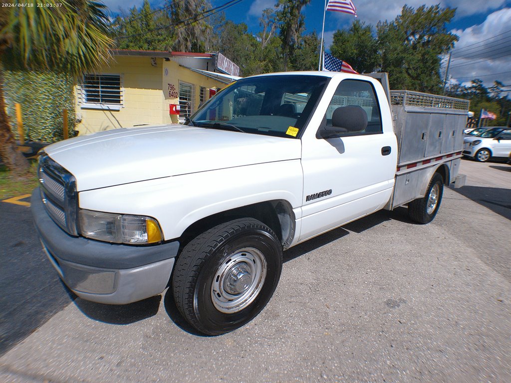 1999 Dodge Ram Pickup ST's photo