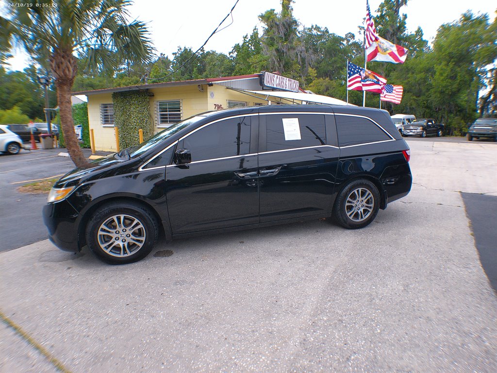 2013 Honda Odyssey EX-L w/DVD Rear Entertainment System's photo