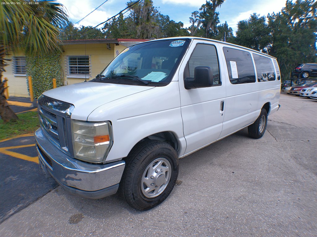 2012 Ford E-Series Econoline Wagon XLT's photo